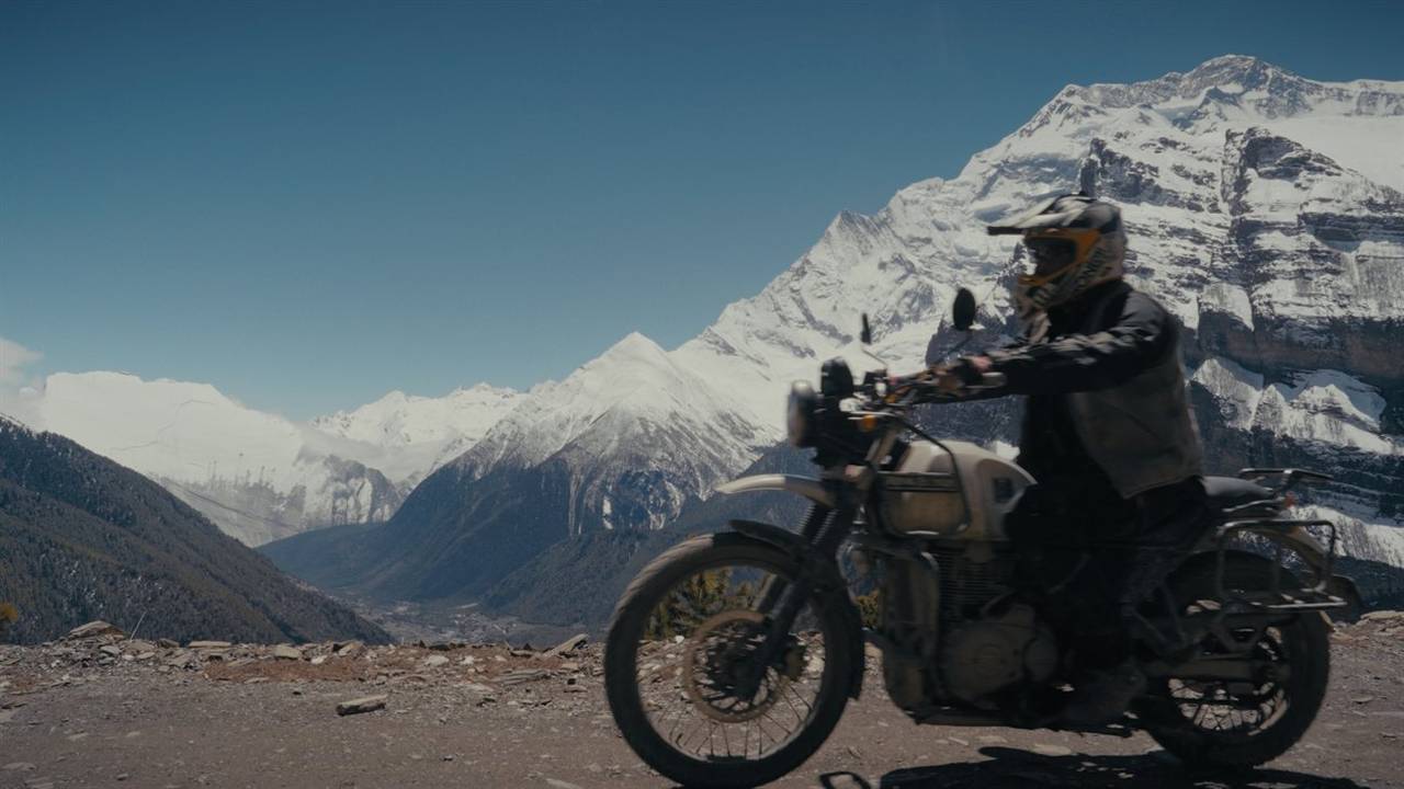 Manang Traverse April